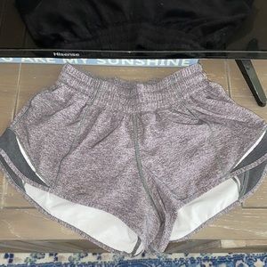 Lululemon hotty hot short 2.5